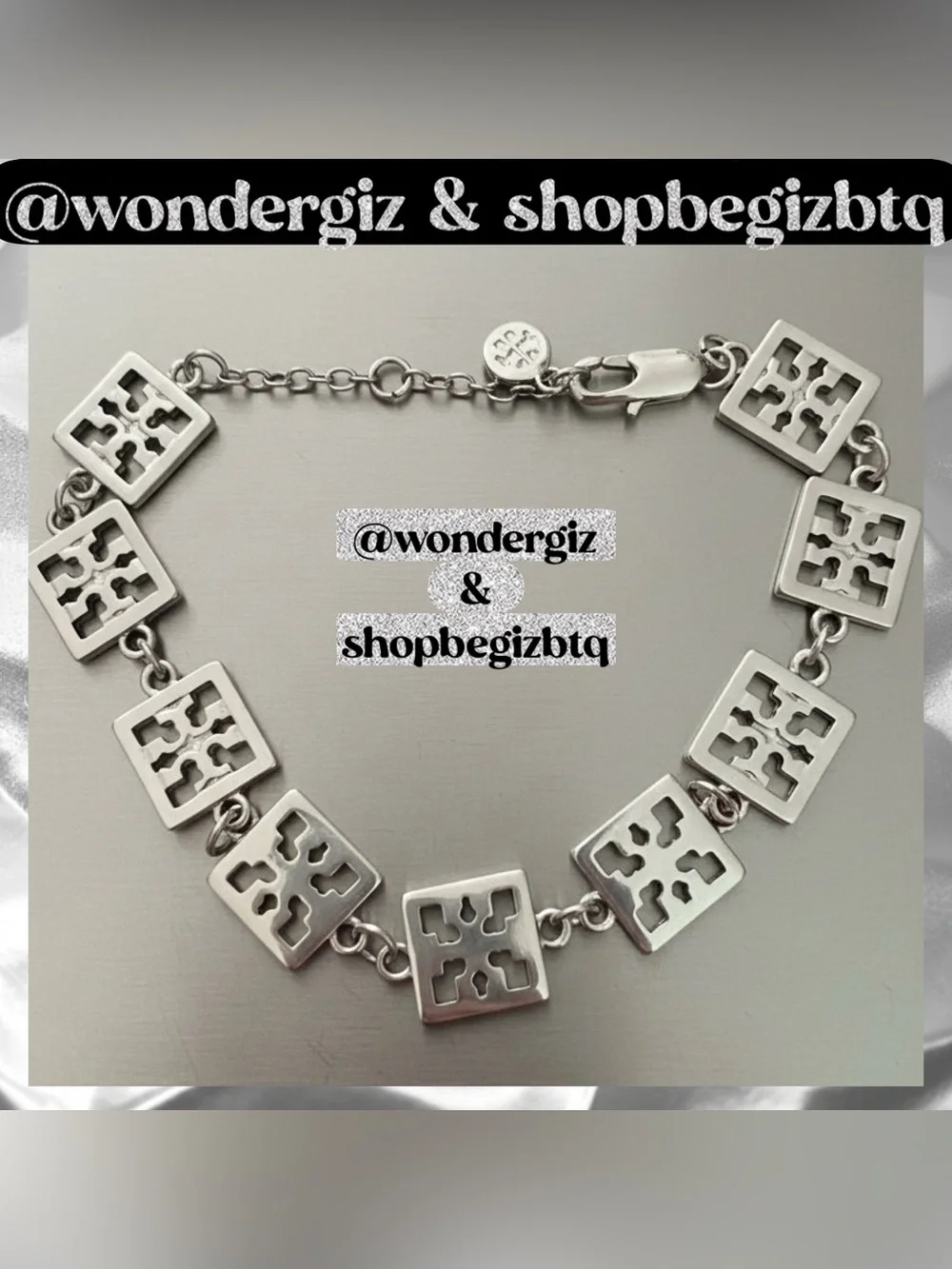 🔥🔥Authentic Designer Bracelet & Earrings Set At Awesome Prices To Buy Now Firm